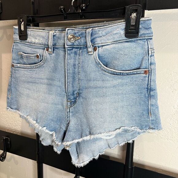 Divided by H&M short jean shorts light denim size 4 - Picture 7 of 14